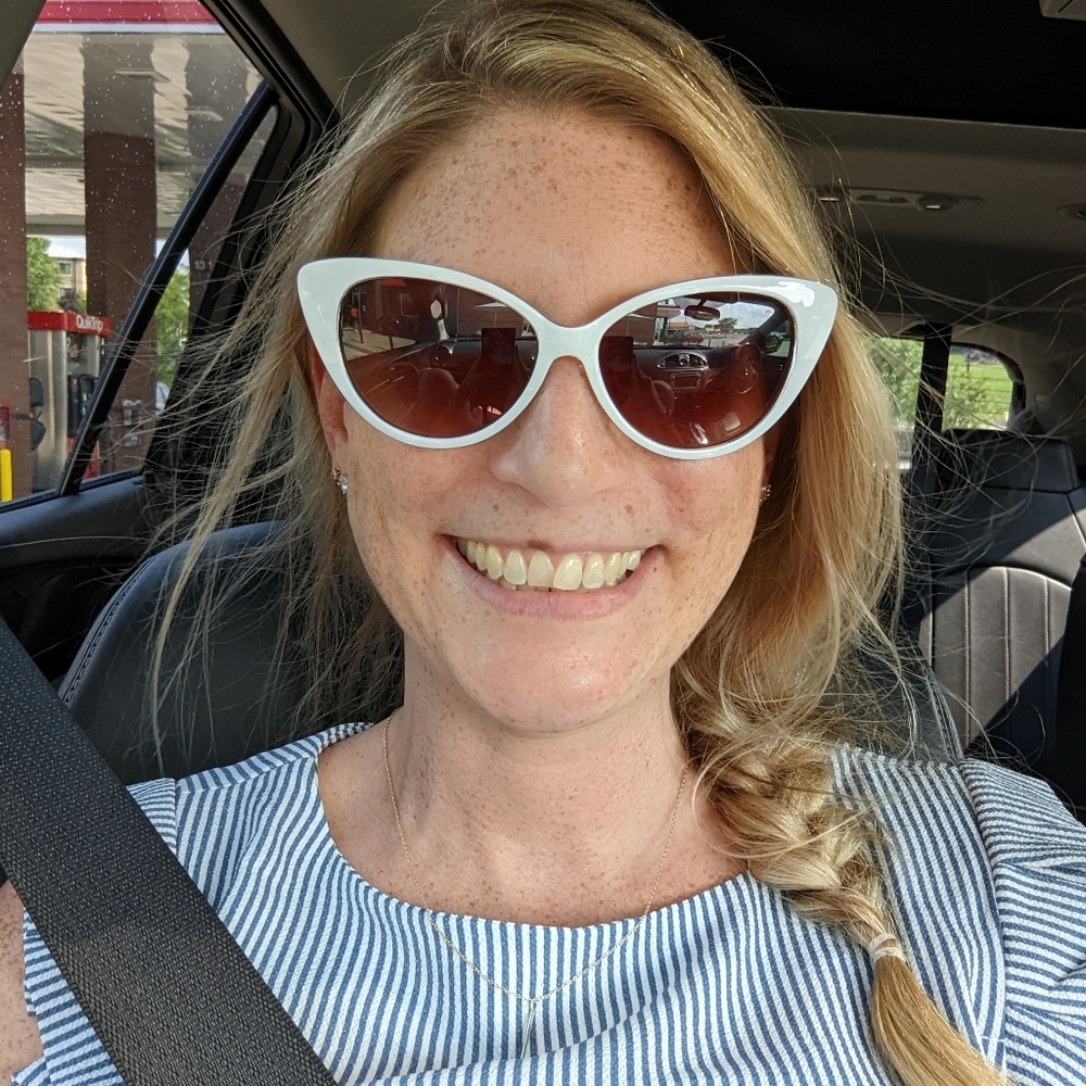 Meet your Posher, Kari